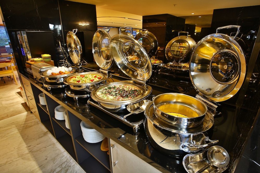 IBIS STYLES ISTANBUL BOMONTI photo3