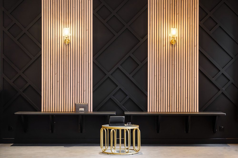 Lobby at Hotel Du Parc, THIONVILLE
