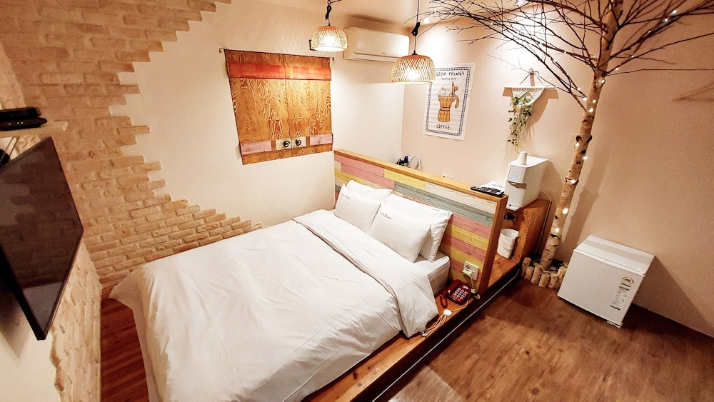 Hwagok Lush Hotel 14/44
