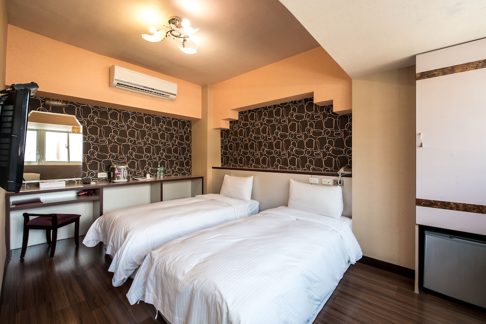 South Sea Hotel 25/49