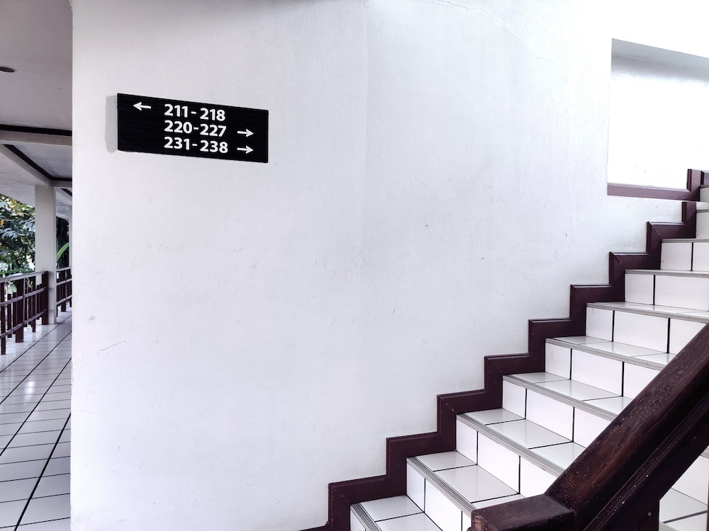 Thongpaeka Hotel 26/50