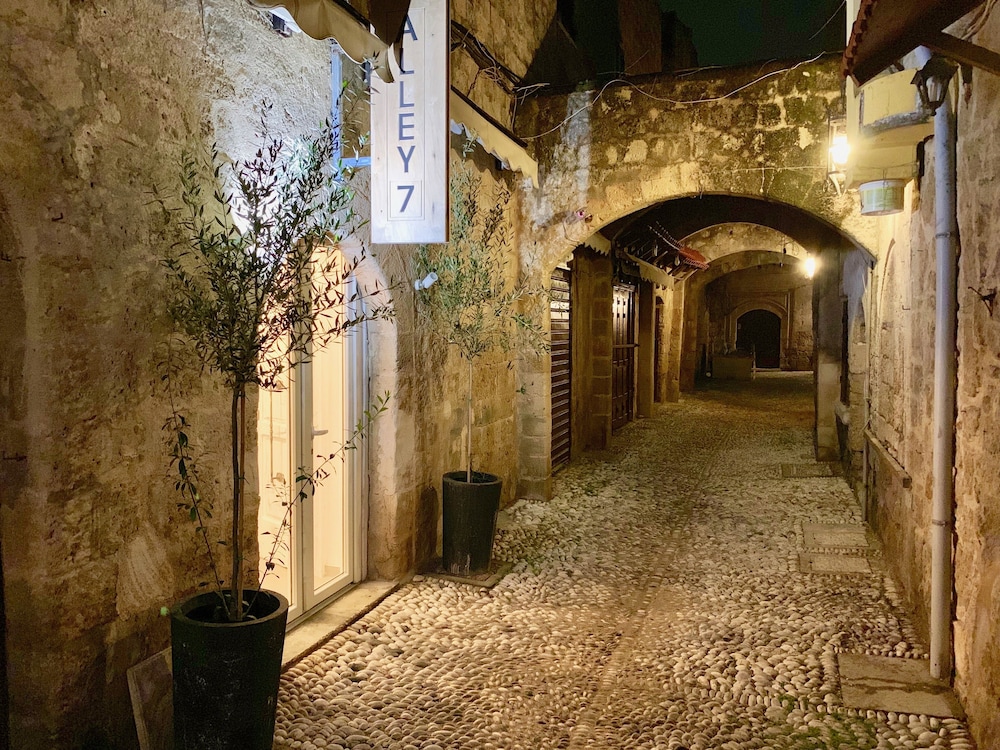 Alley 7 64/70