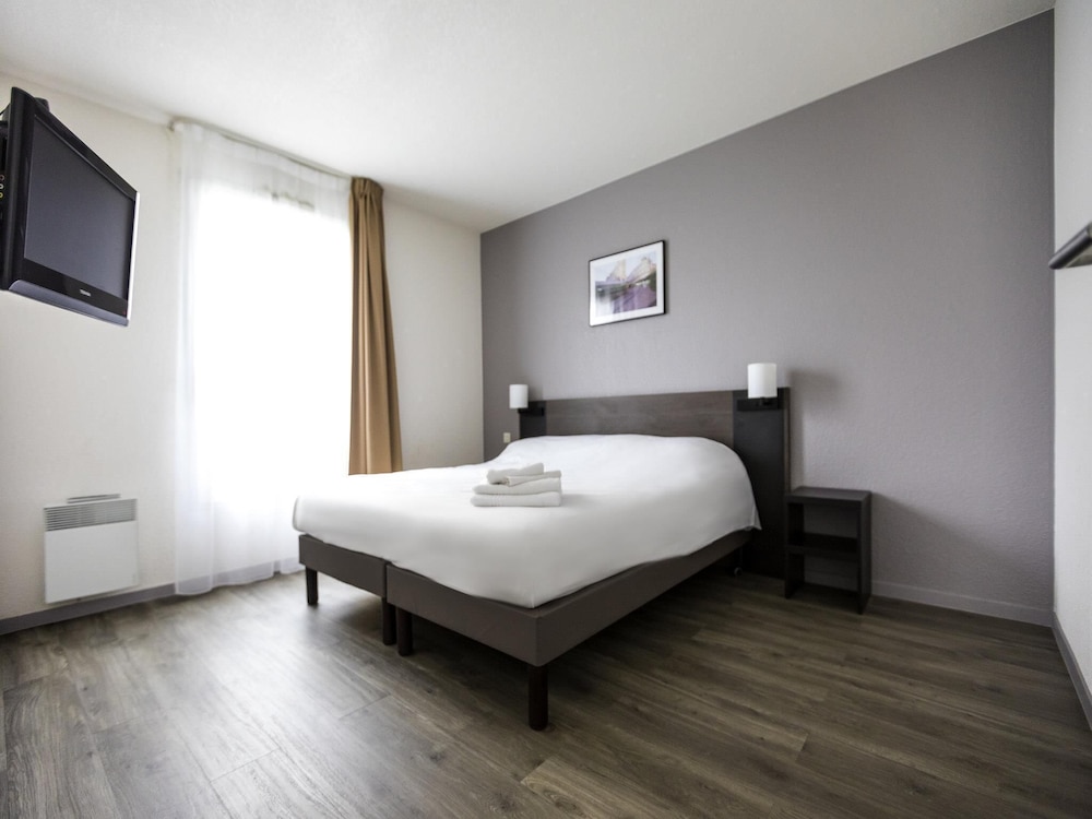 Adagio Access Orleans 14/56