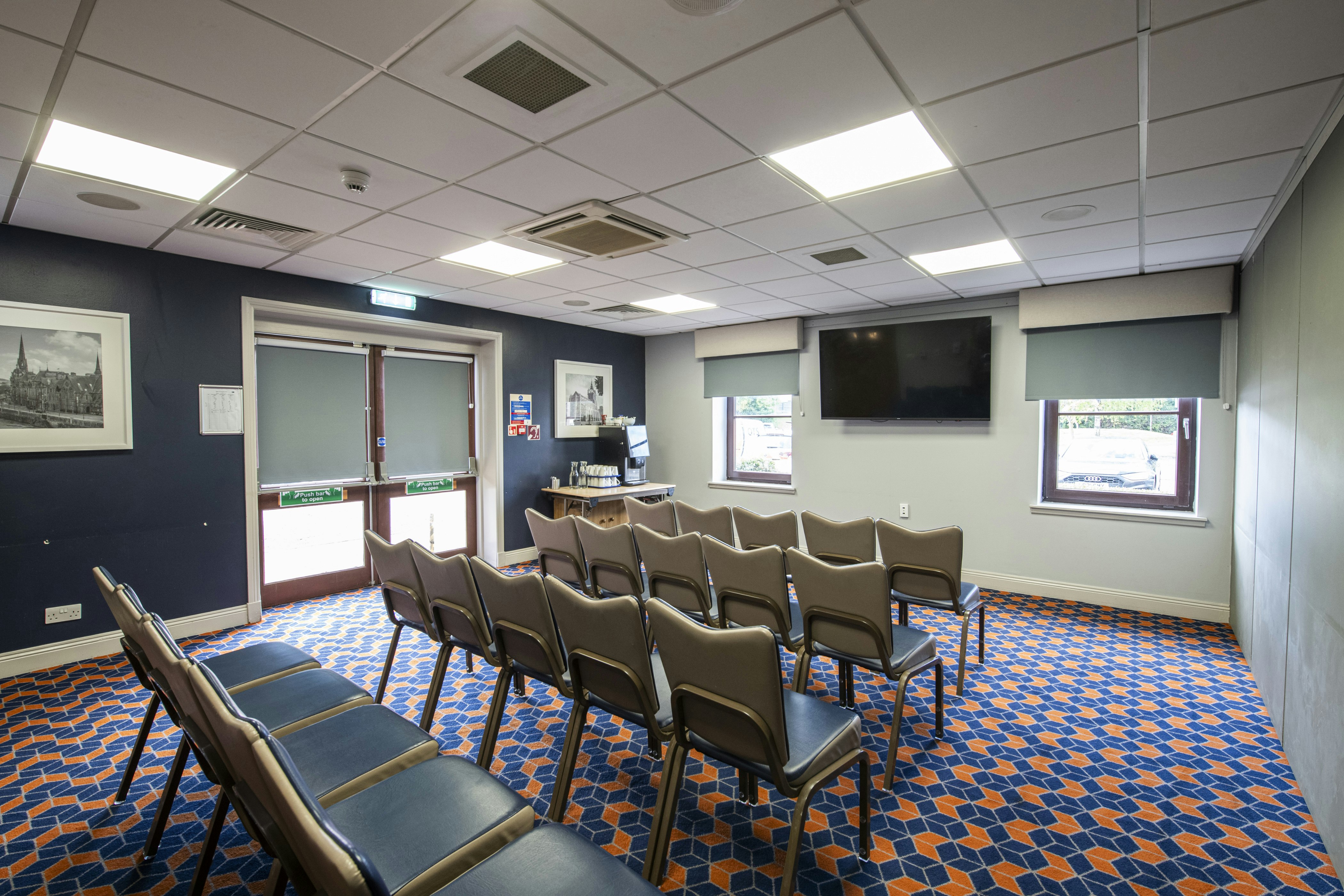 Holiday Inn Express Perth 61/72