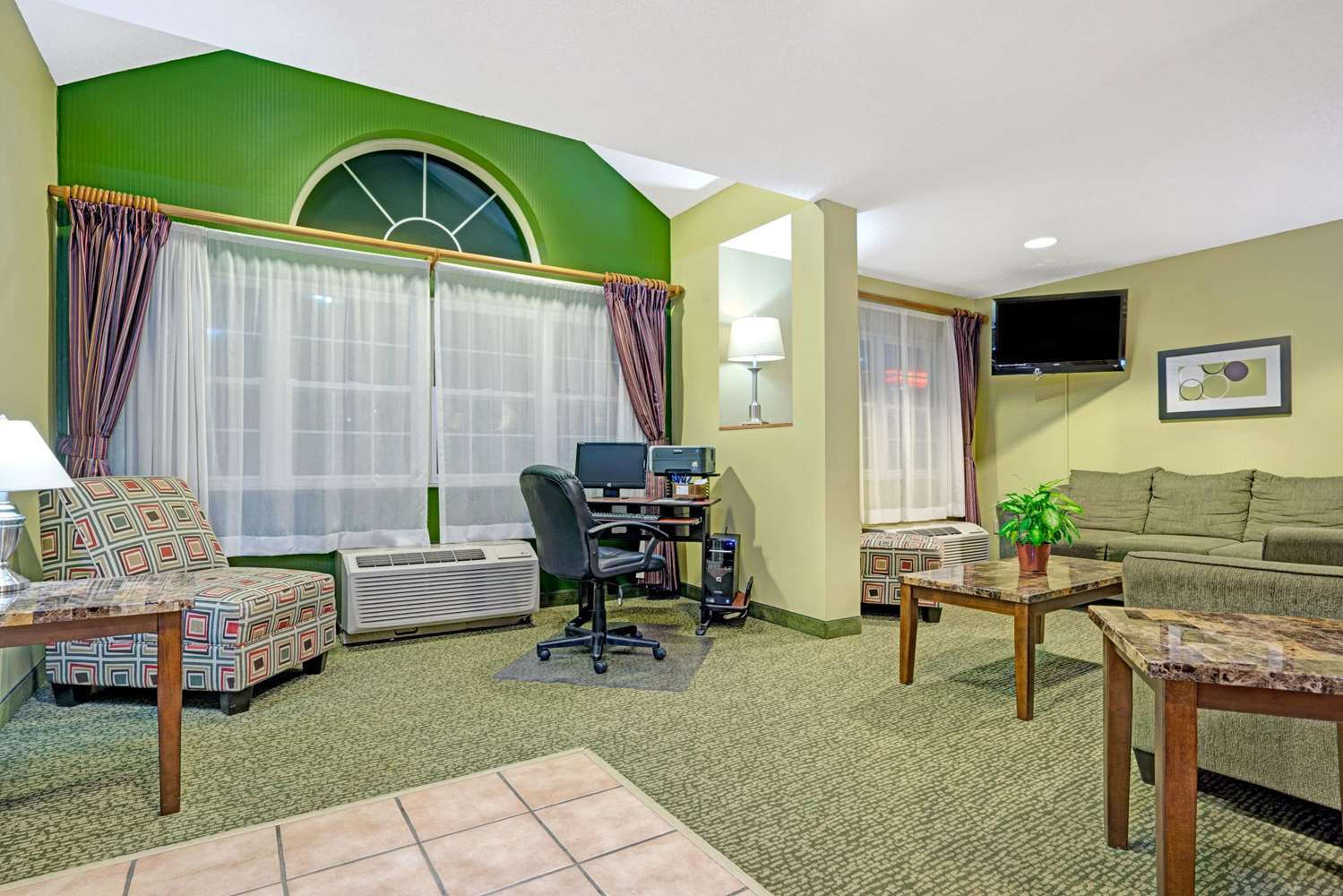 Microtel Inn Suites By Wyndham Inver Grove Heights Minneap 30/50