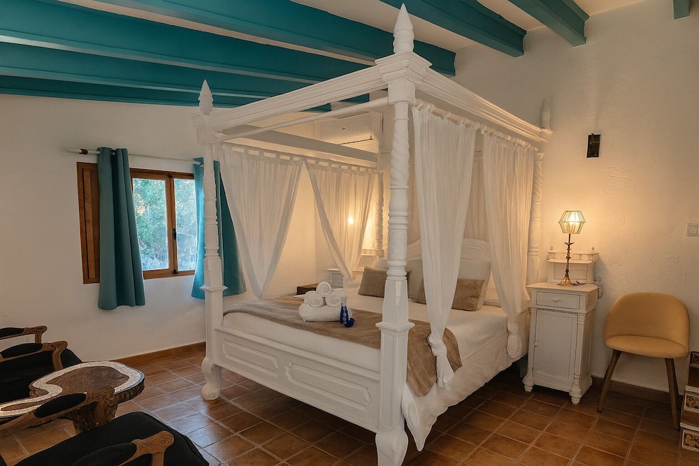 غرفة ديلوكس بسرير كينج، Altea Paradise B&B - Adults Only 3/10