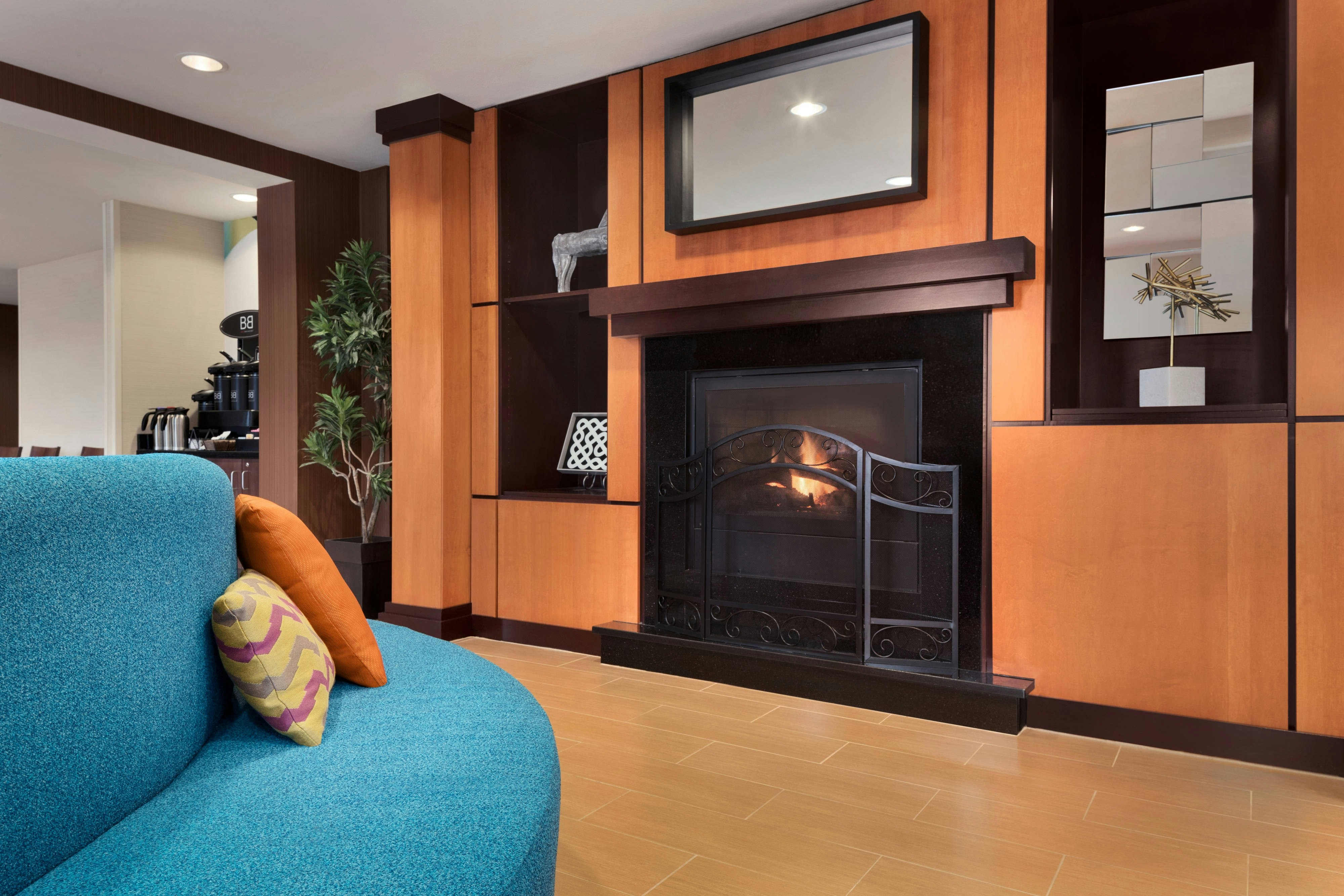 Fairfield Inn And Suites By Marriott Minneapolis Bloomington Mall of Ame 4/15