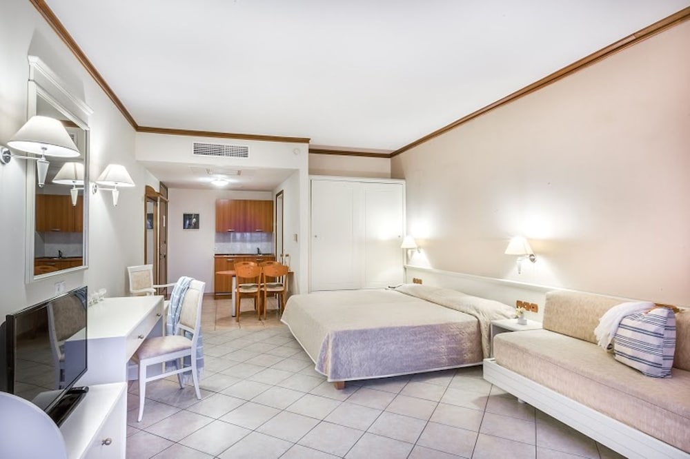 Kipriotis Aqualand Hotel 30/49