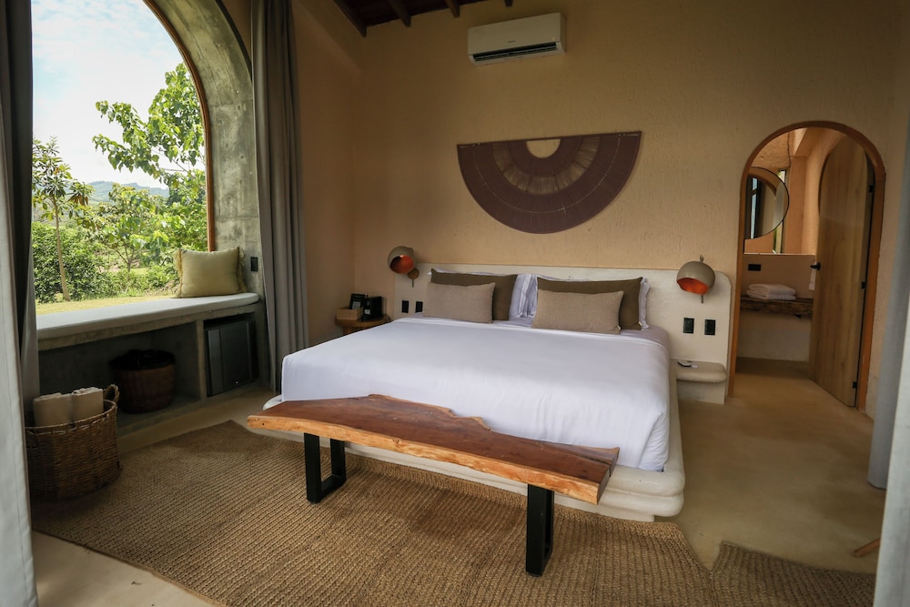 Hotel Tahiti 8/50