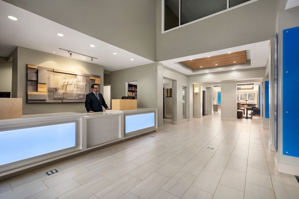 Holiday Inn Express Suites Philadelphia Mt Laurel 14/54