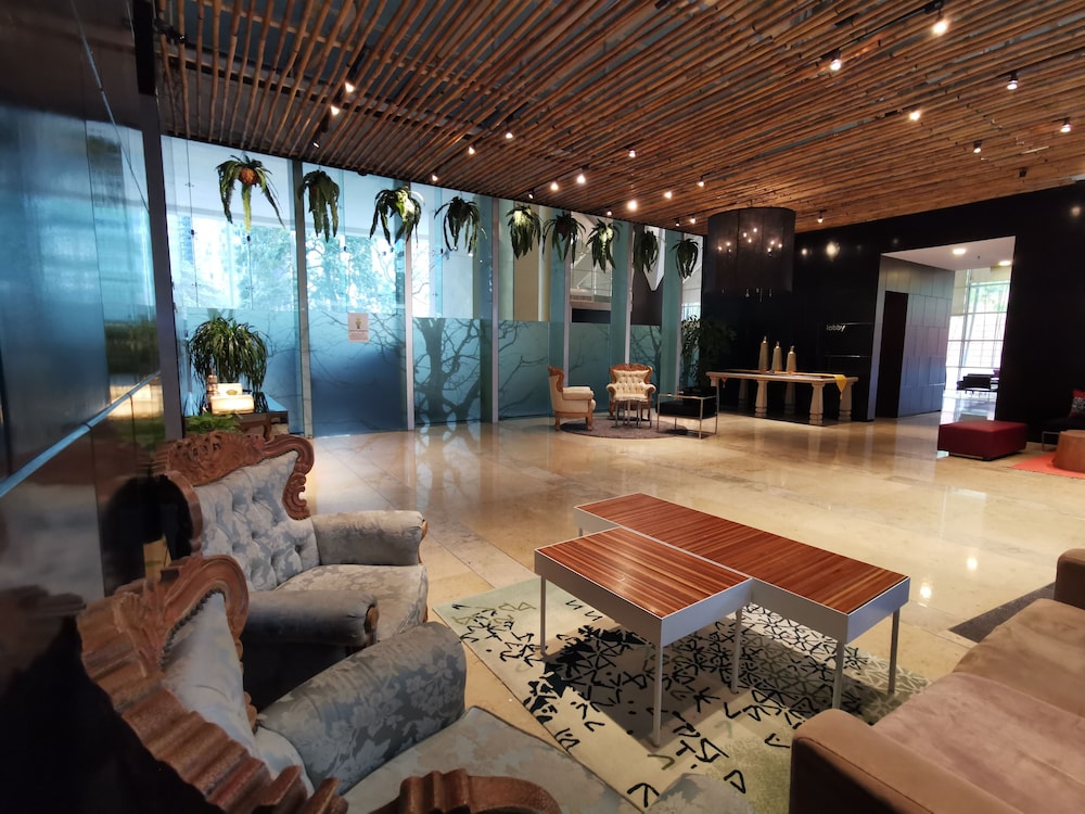 Hotel Maya Kuala Lumpur City Centre 32/48