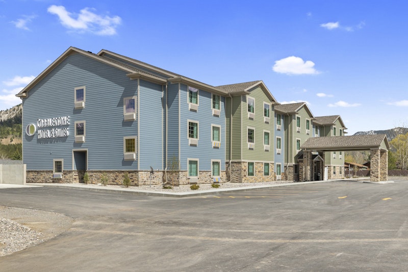 Cobblestone Hotel & Suites - Alpine 2/20
