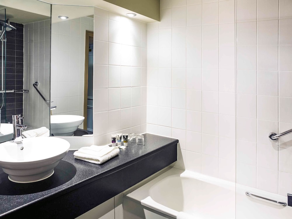 Mercure Haydock Hotel 24/79