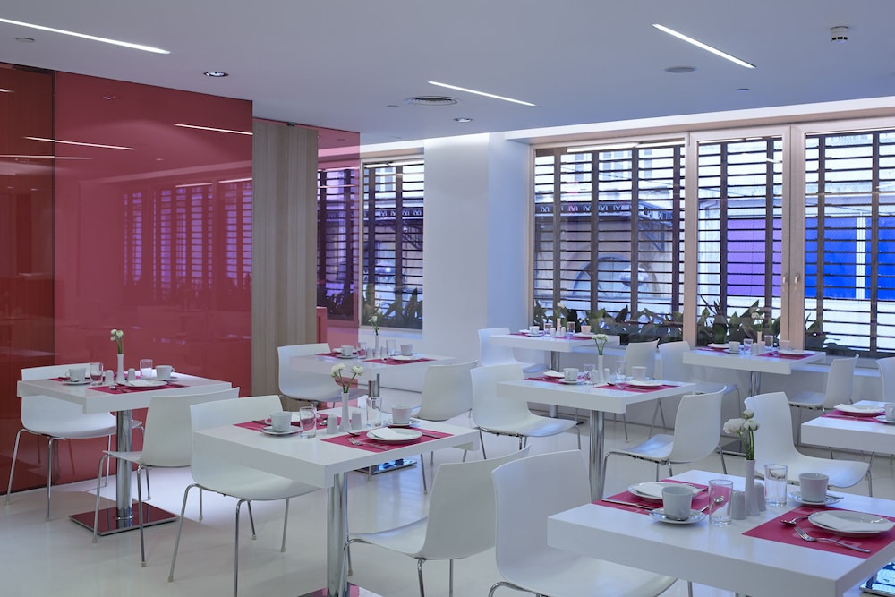 Fresh Hotel 50/62