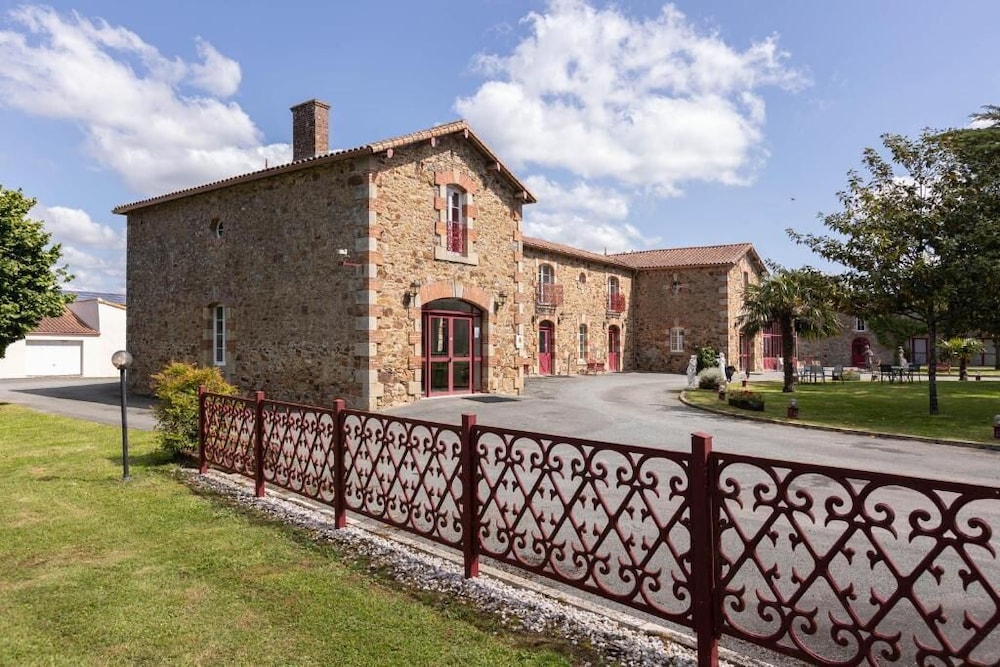 Relais Du Silence Chateau De La Richerie 5/50