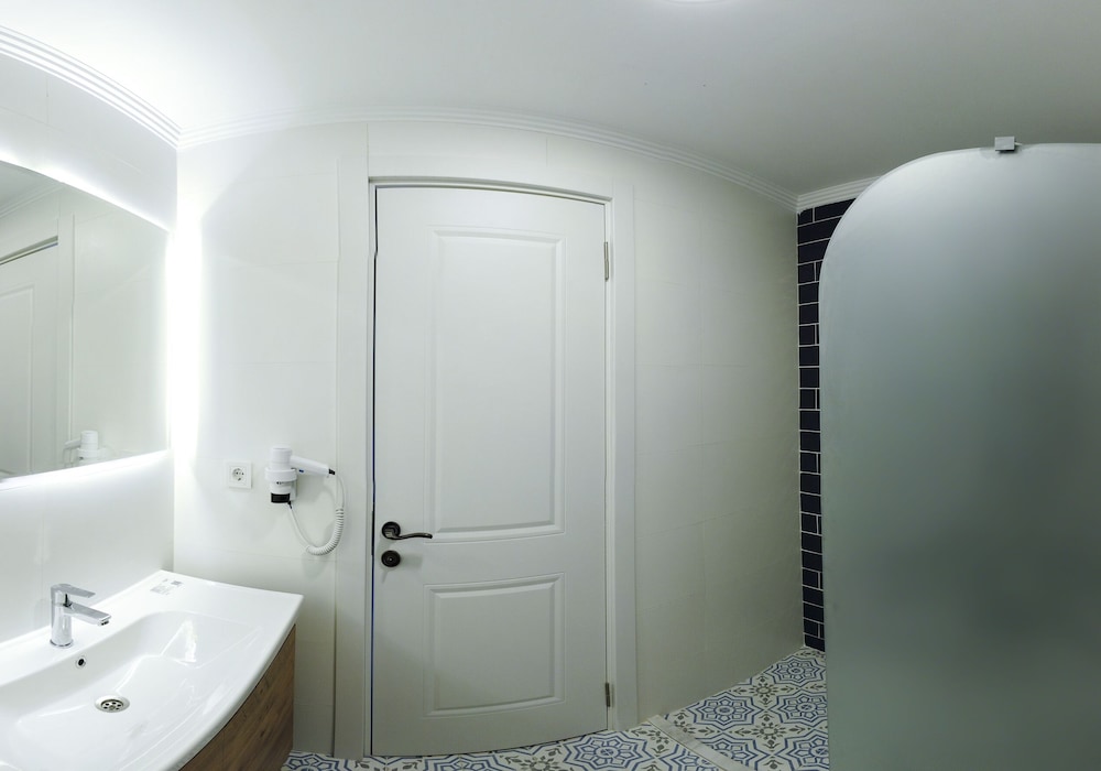 Houdini Hotel 39/39