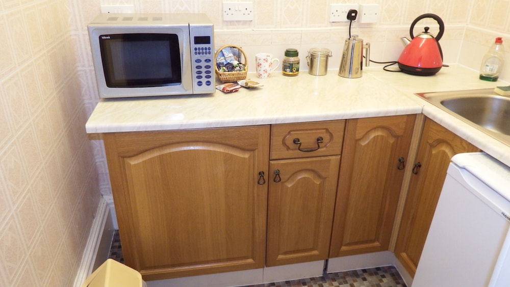 Whitchester Christian Guest House 5/50