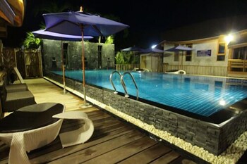 Tique Series Boutique Resort 30/33