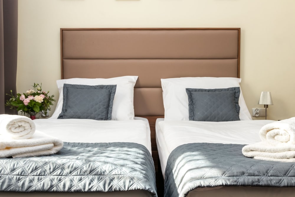Aparthotel Old Town 17/30