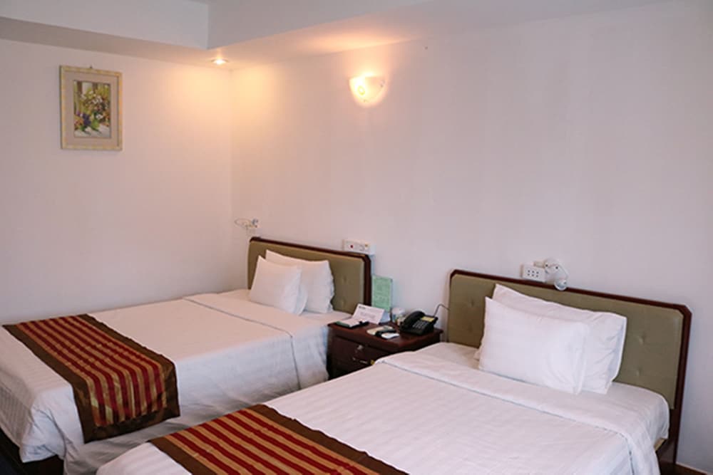 A25 Hotel - No. 137 Nguyen Du 14/69