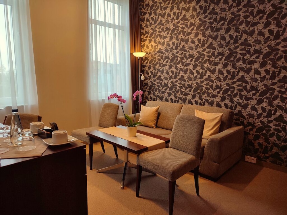 Hotel Zamek Centrum 32/50