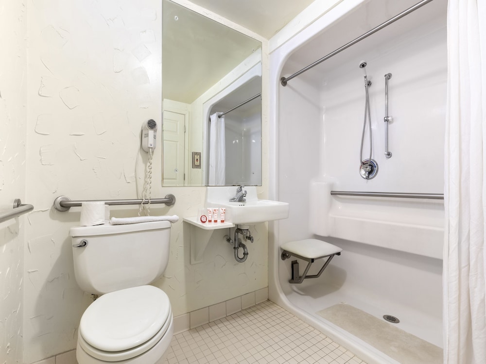 Americas Best Value Inn Springfield - Mansion View 44/47