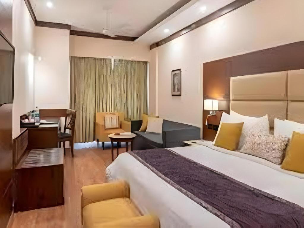 Room, Double Bed, Valley View