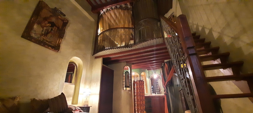 Riad Lorsya 4/46