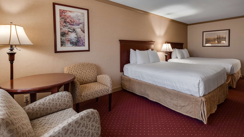 Best Western Plus Morristown Inn 11/40