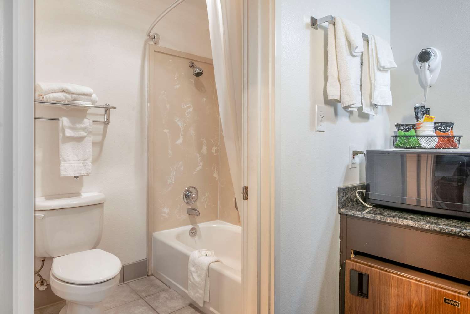 Quality Inn Central Roseburg 30/30