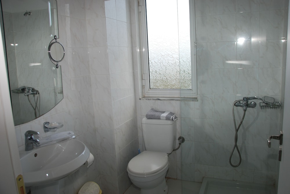 Hotel Saranda 17/79