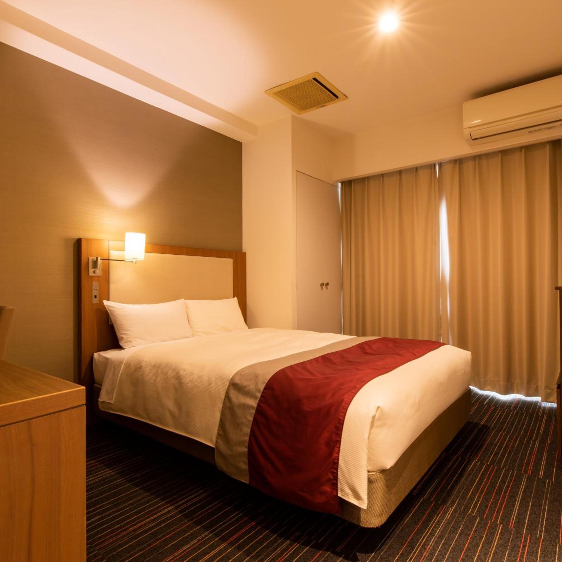 Moderate, Semi Double Bed
