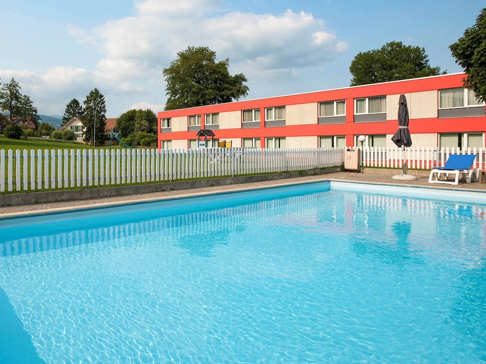 Ibis 3 Lacs Neuchatel 3/50