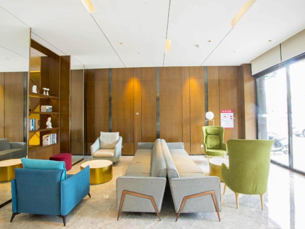 Borrman Hotel Nanning Railway Station 33/50