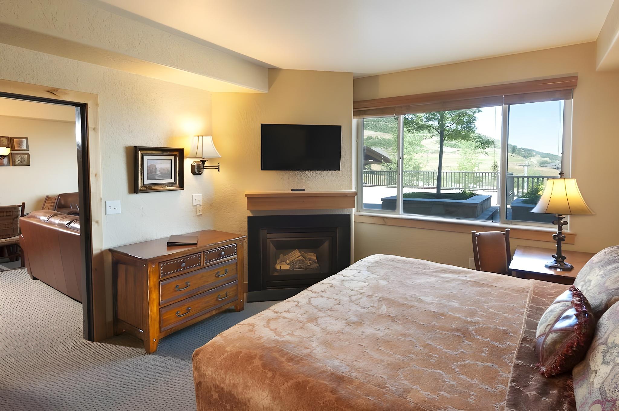 2 Bedrooms, Condo, Silver, Lodge
