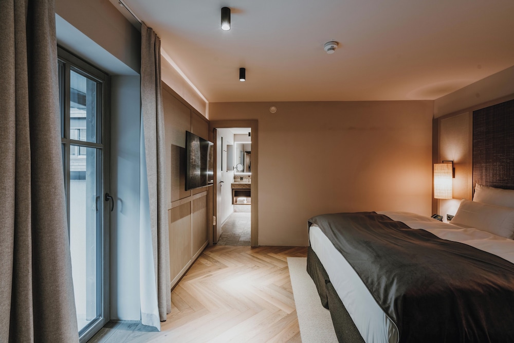 Superior, Suite, King Bed, Sofa