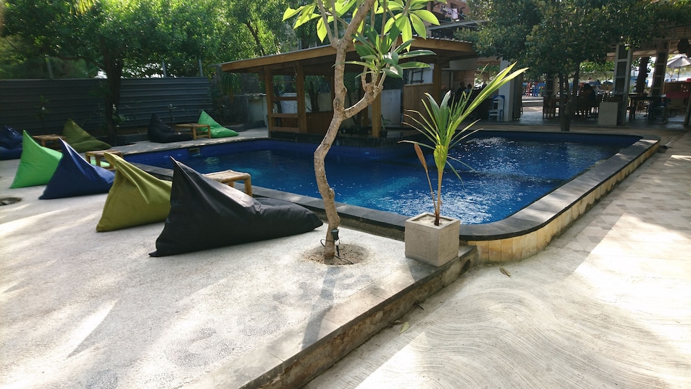 Coral Beach 2 Bungalow 36/50