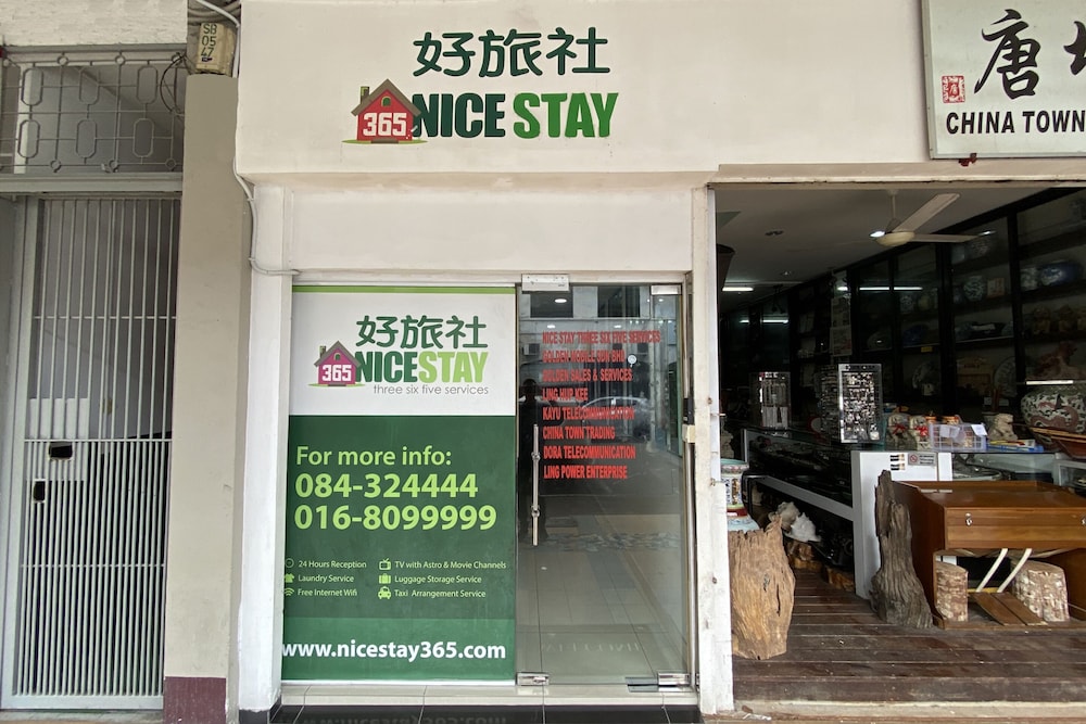 OYO 89885 Nice Stay Three Six Five Services 2/23
