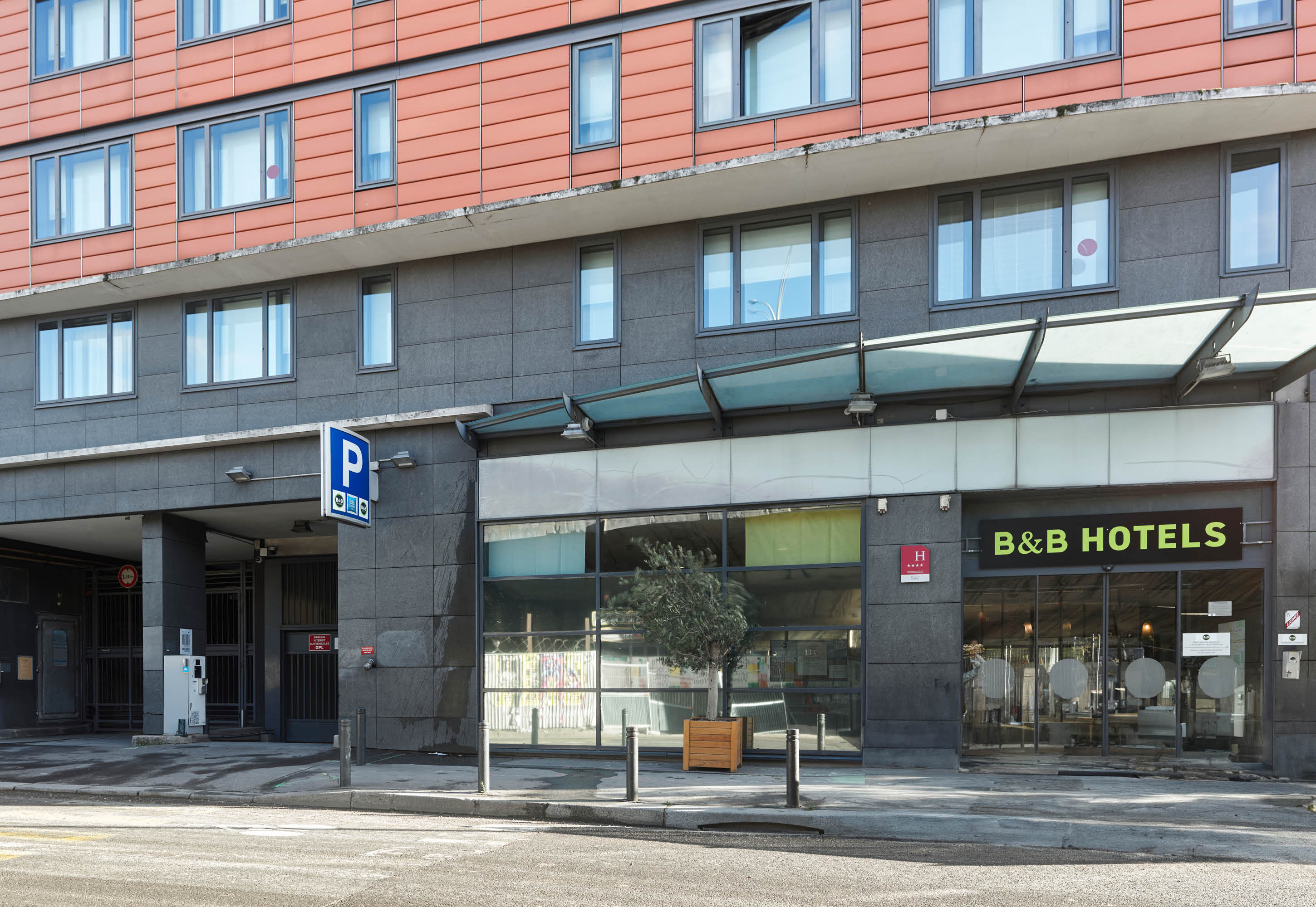 B&B HOME パリ ノール 18区 写真4
