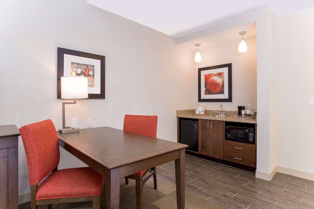 Hampton Inn Santa Barbara/Goleta 34/50