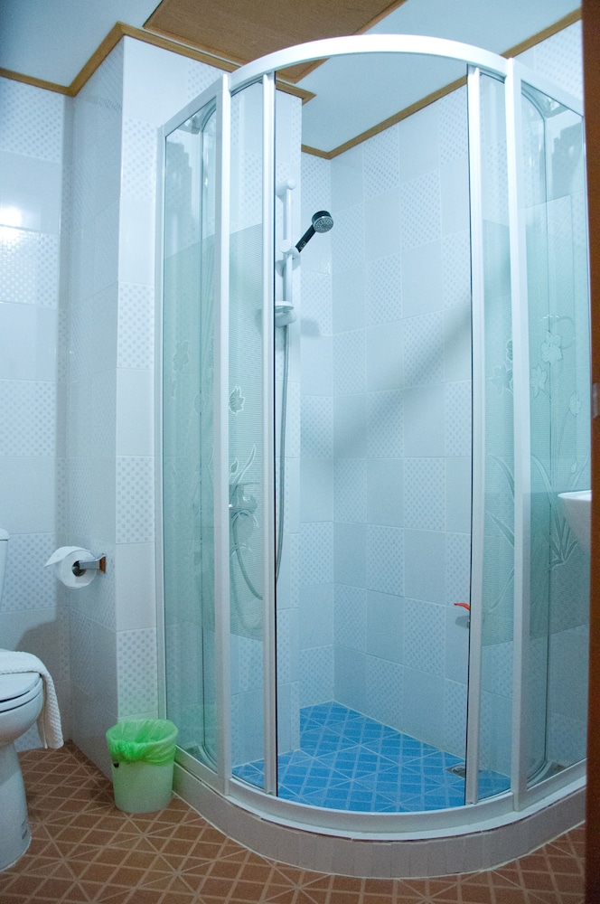 Zaza Hotel 46/49