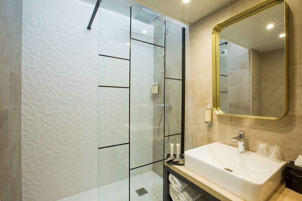 Best Western Plus Opera Batignolles 11/44