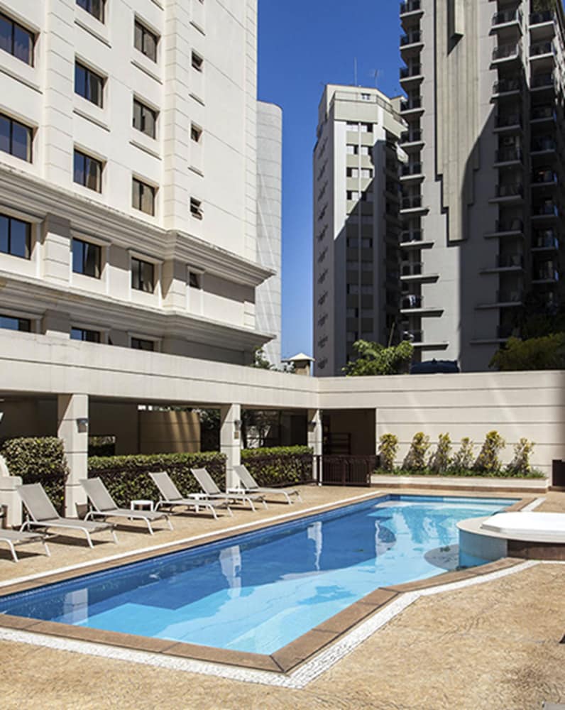 The World Hotels 46/50