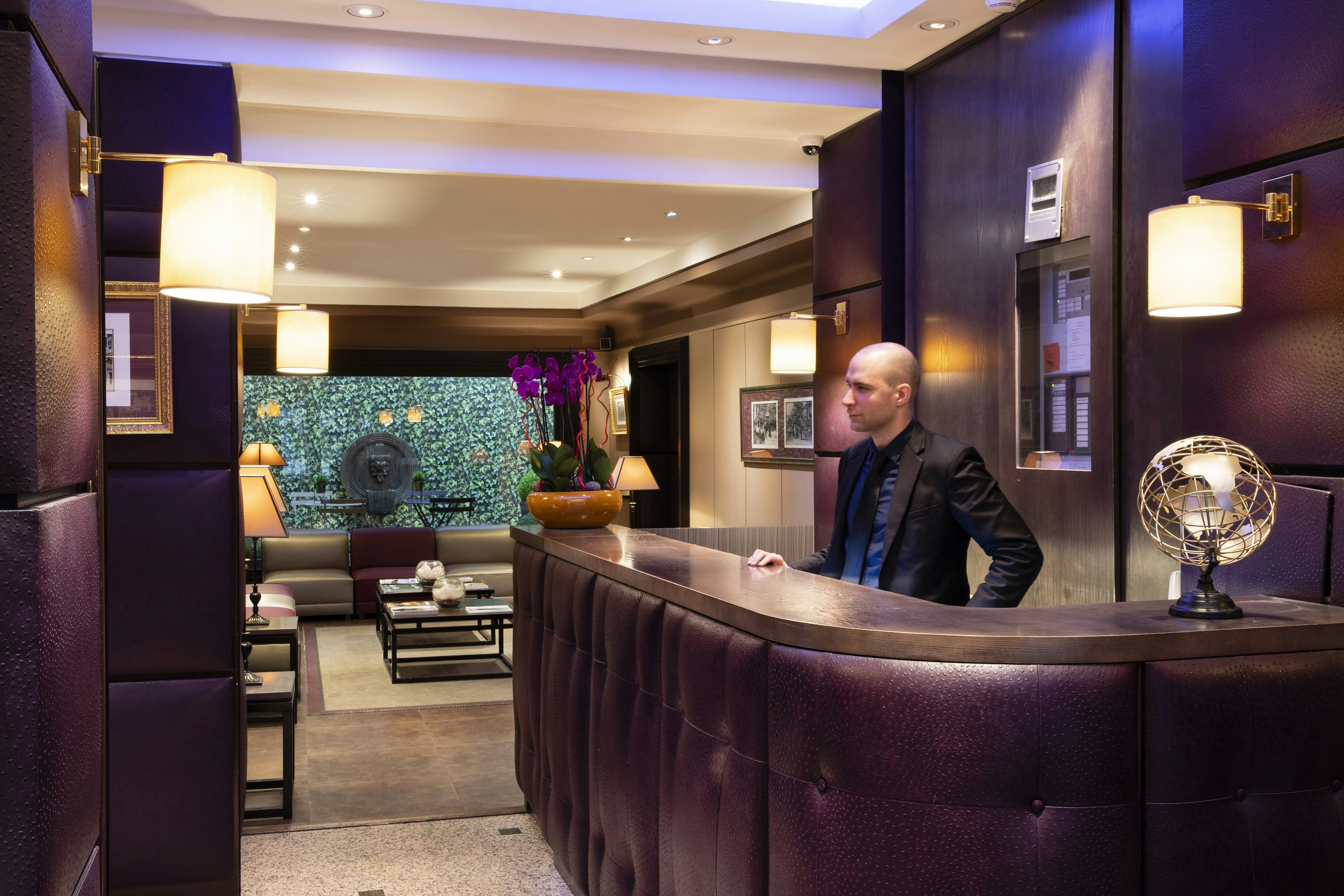 Elysees Hotel 2/40