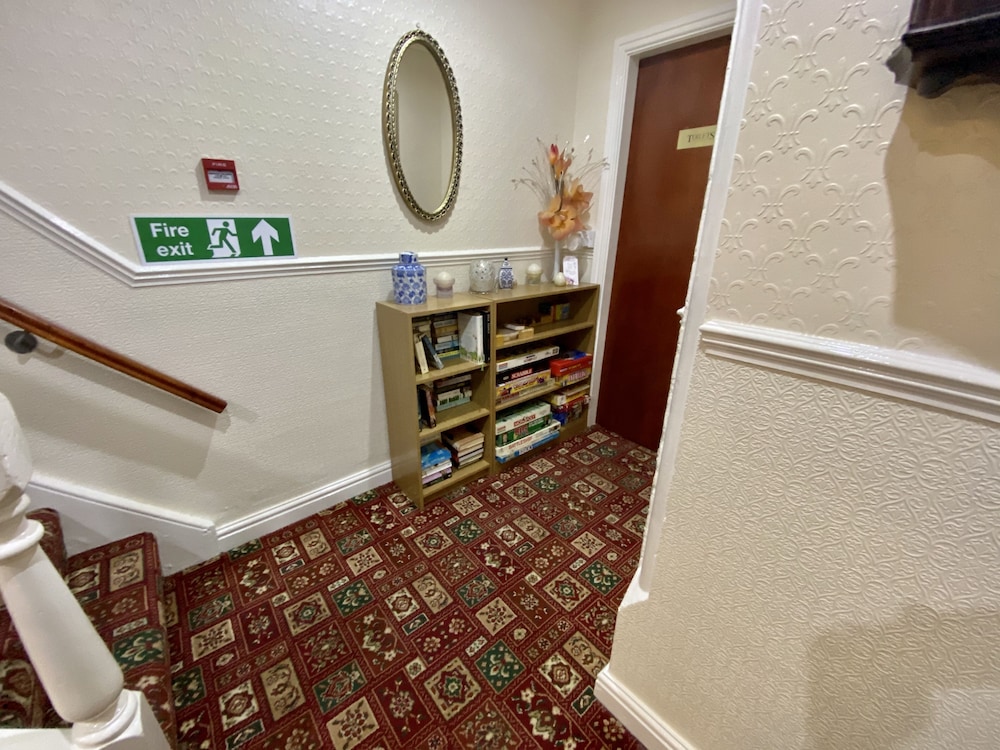 Clarence House Hotel 6/47