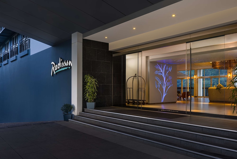 Radisson Hotel Kandy 10/72