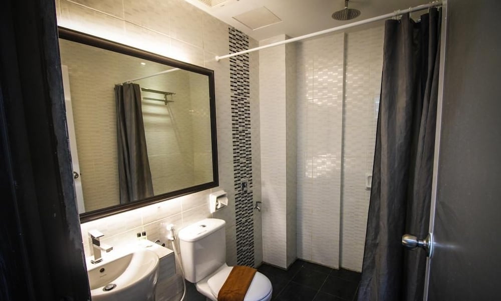 Mny Hotel & Resort 9/47