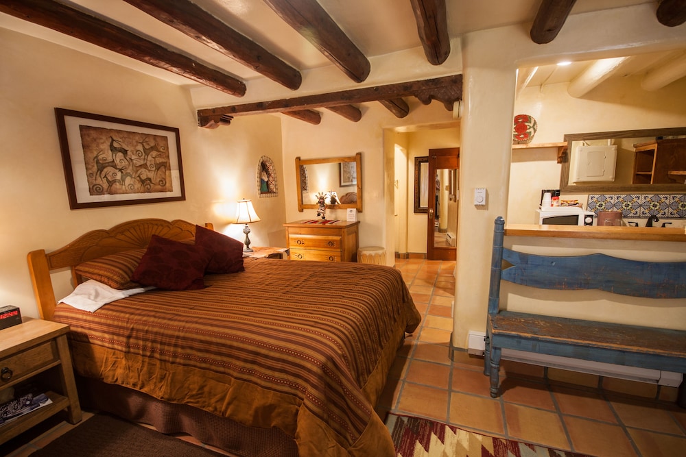 Pueblo Bonito Bed And Breakfast Inn 20/70