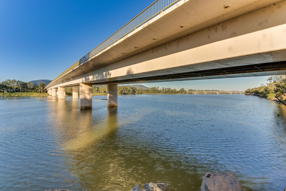 Rockhampton Riverside Central 36/47