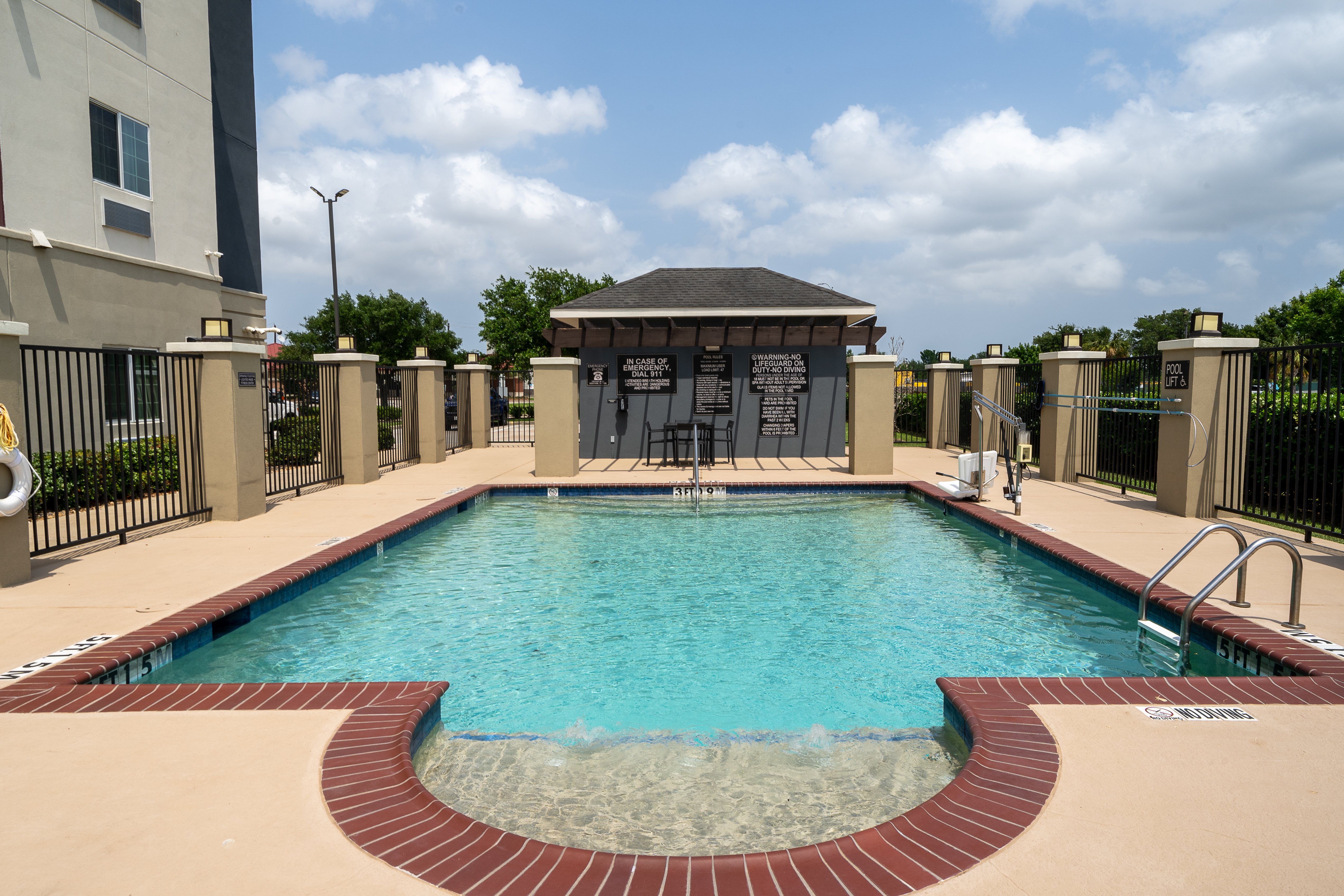 Candlewood Suites Deer Park Tx 60/64